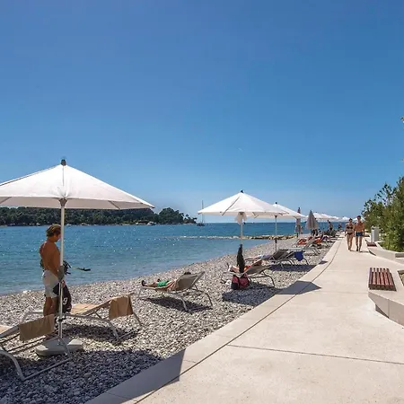 2 Bedroom Cozy Apartment In Rovinj * Rovinj