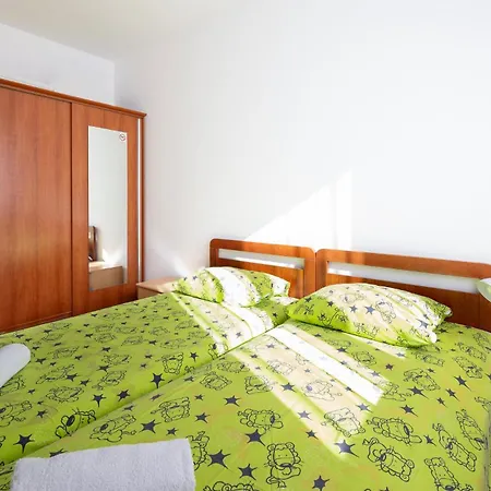 2 Bedroom Cozy Apartment In Rovinj * Rovinj